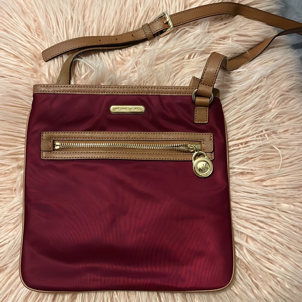 Michael Kors Women' Kempton Claret Nylon Maroon Crossbody Bag